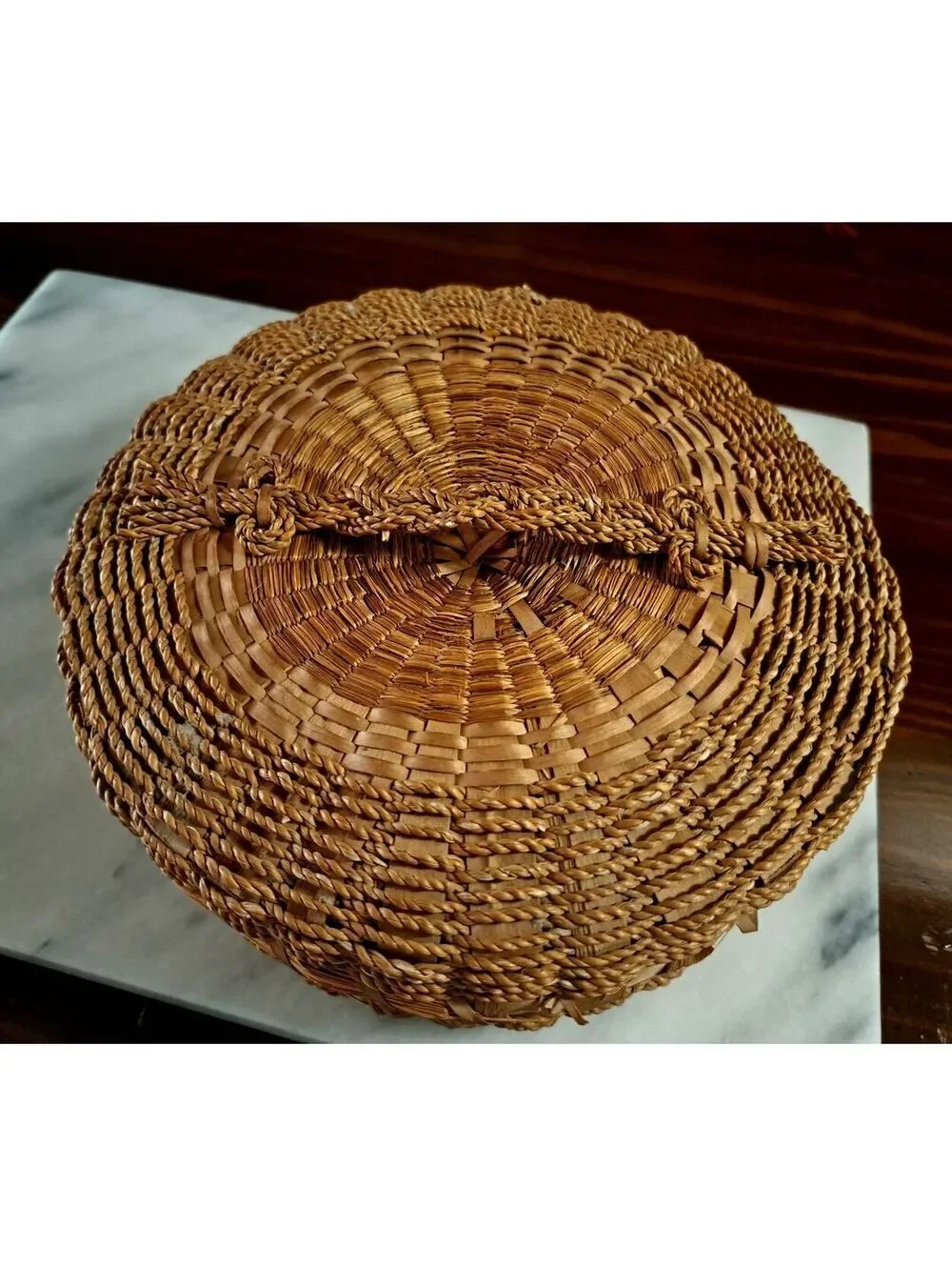 Vintage 1940's Native American Braided Sweet Grass Storage/Sewing Basket 9